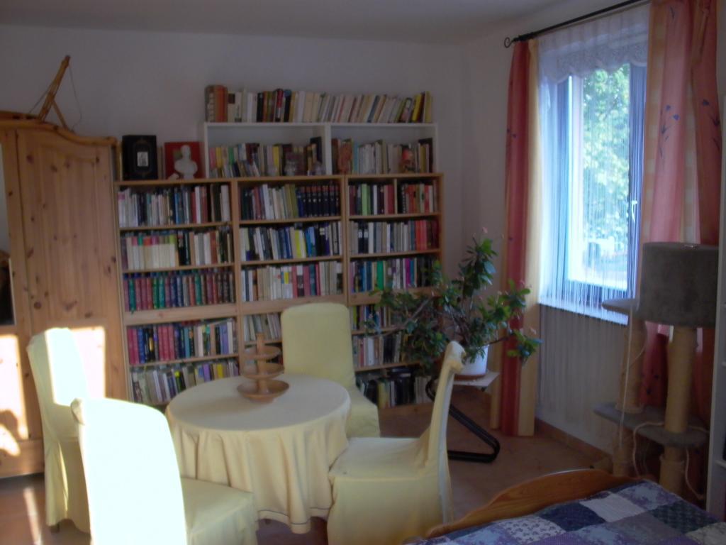 Gaestezimmer Ferienwohnung Villa Alexa, Mit Wallbox Woltersdorf  Ruang foto